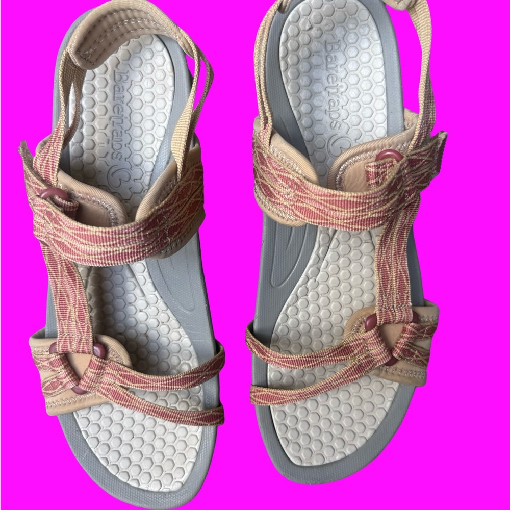 Women's Strappy BARETRAPS Outdoor Sandals in Pink and Tan Size 8